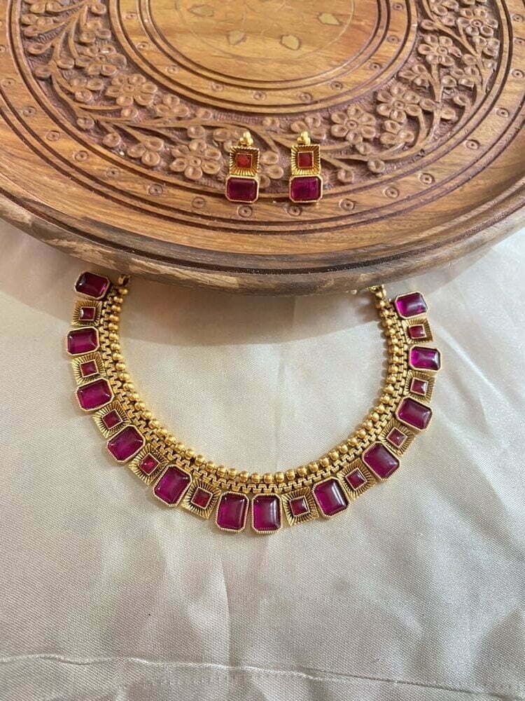 Ruby neckset