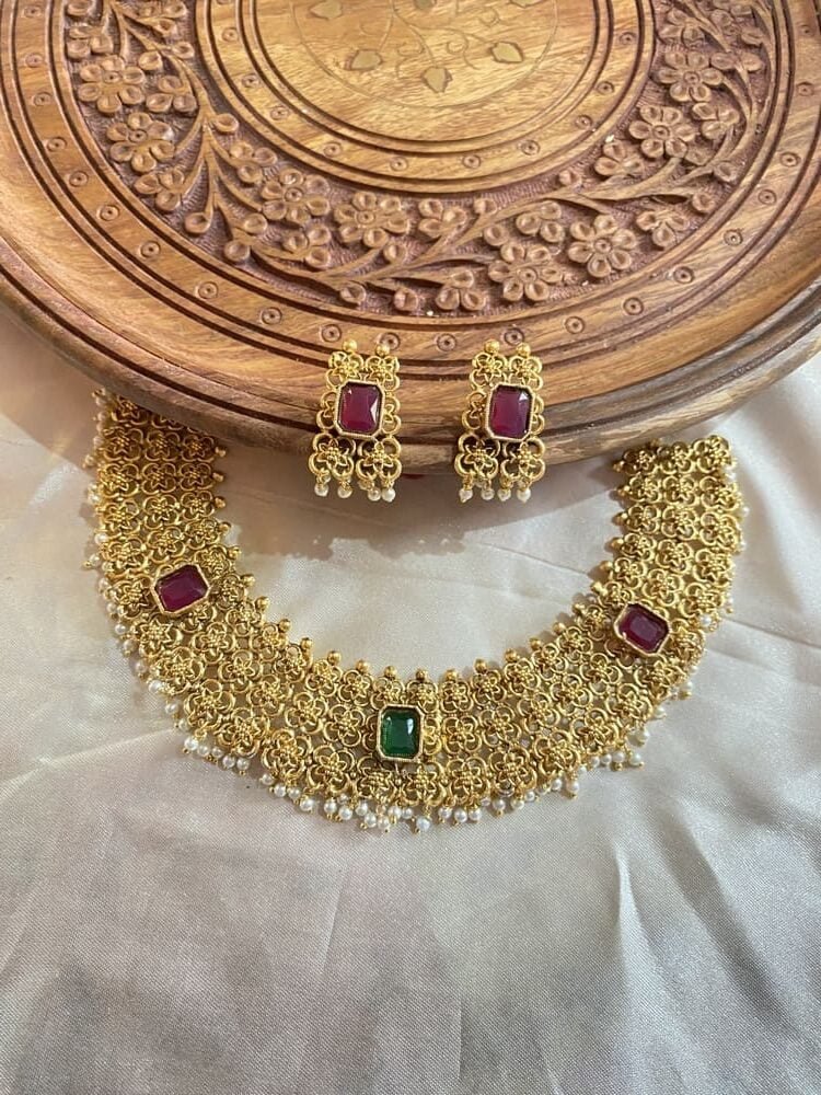 Multi colour pearl set