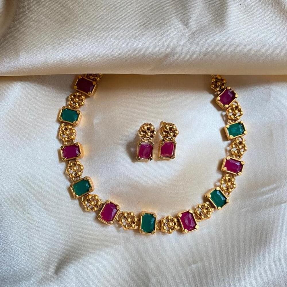 Multi colour stone set