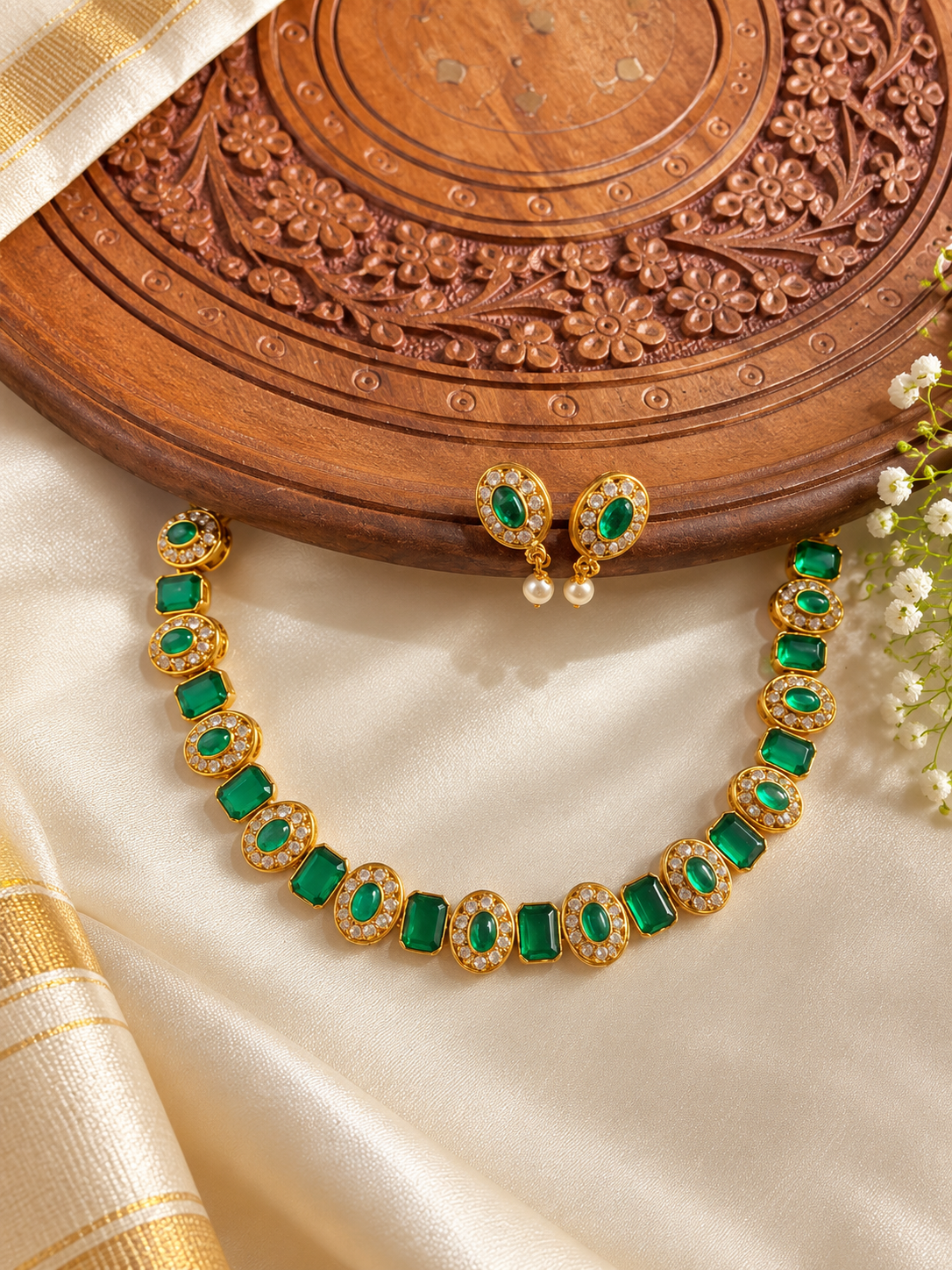 Emerald set