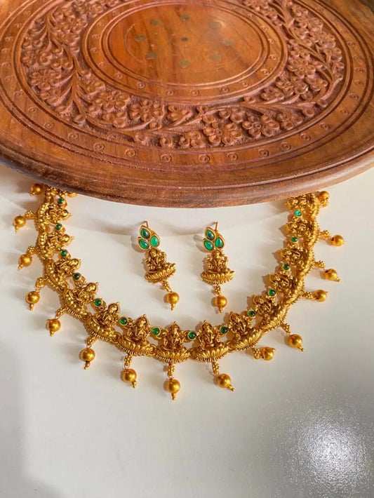 Emerlad Lekshmi set