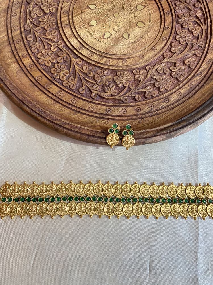Emerald Coin choker