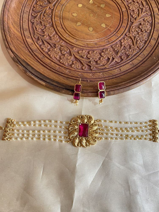 Ruby emerald choker